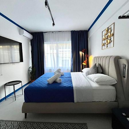 Syntagma Plaka Suite By Zeussuites Athens Luaran gambar
