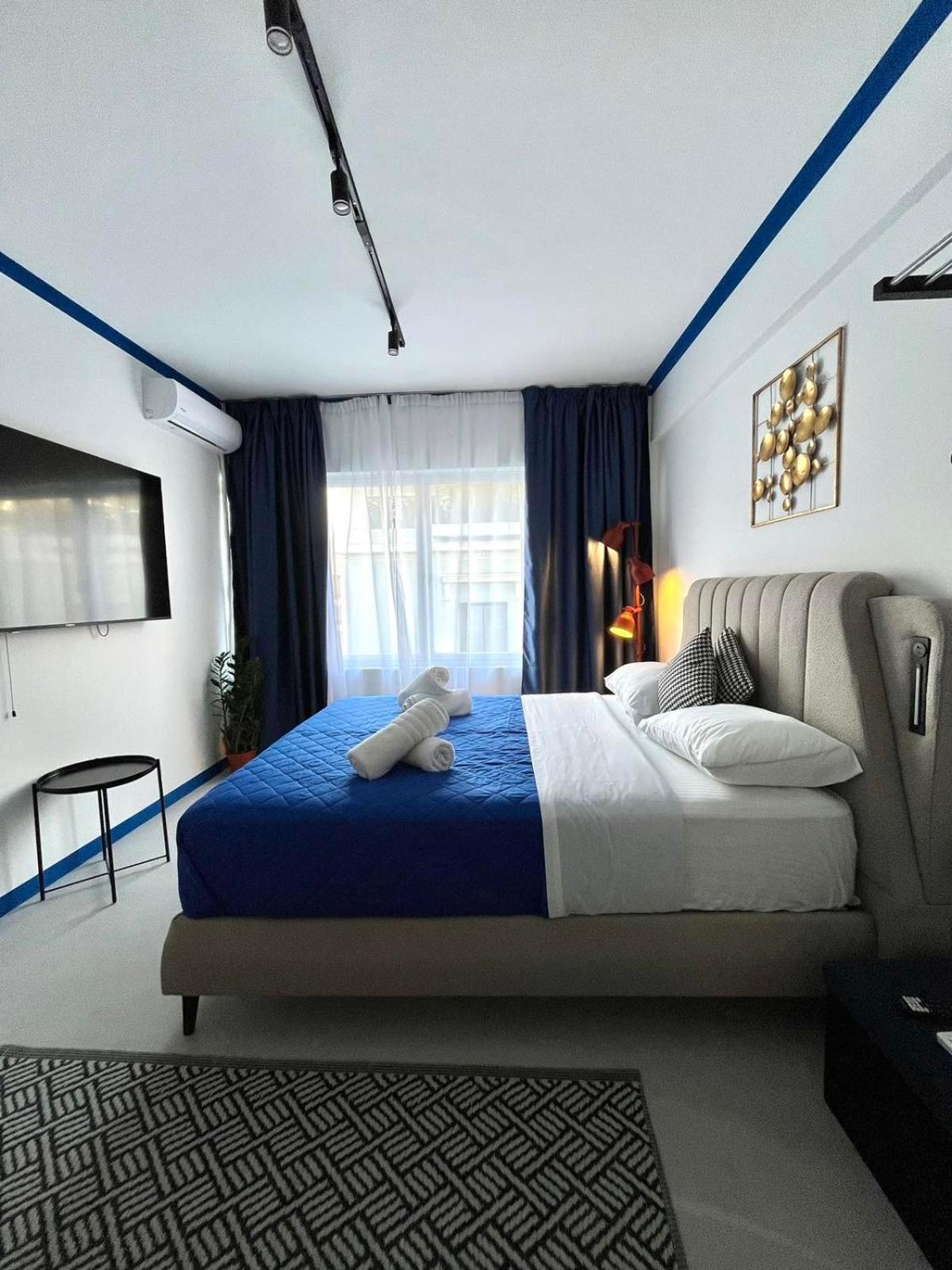 Syntagma Plaka Suite By Zeussuites Athens Luaran gambar